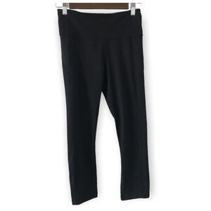 3/$15 Under armour black workout pants (P2)